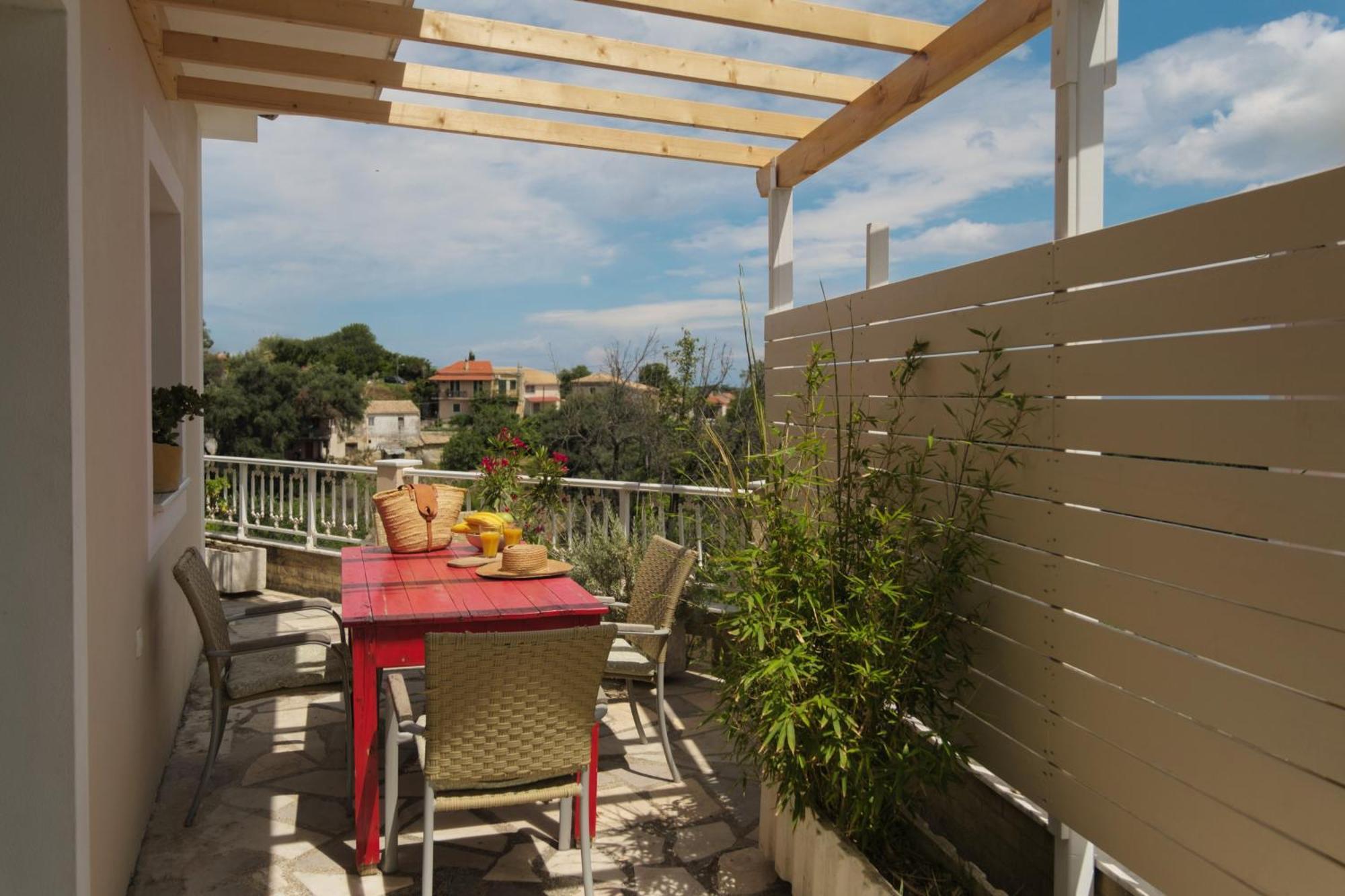 Zacharenia Cozy House With Sea Views Ferienhaus